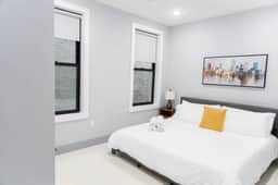 Easy Access to Times Square w/ Free Indoor Parking - Image 4