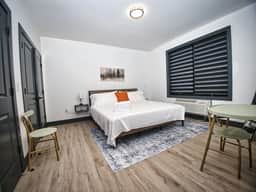 Excellent Location-20 Minutes to NYC-Free Parking - Image 3