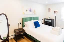 Spacious 2-Bedroom Apartment NYC-10 mins away - Image 4