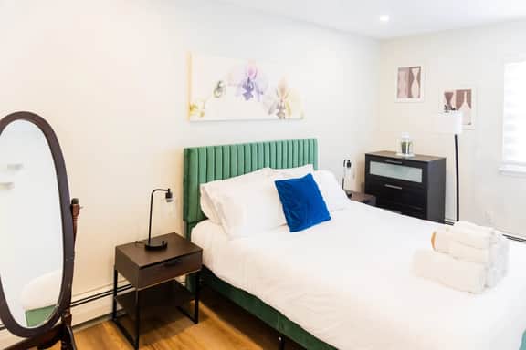 Spacious 2-Bedroom Apartment NYC-10 mins away - Image 4